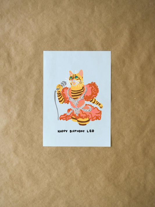 Leo Birthday Card: Funny Bengal Cat Singing Karaoke in Pink Dress, Cute Zodiac Card for Cat Lovers, Humor & Celebration